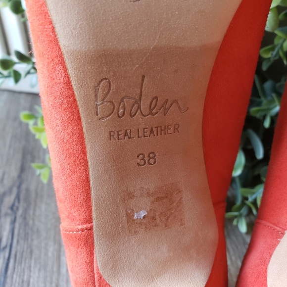 Boden Red Orange Suede Real Leather Wave Heels Women's EU 38 US 7 - Picture 8 of 9